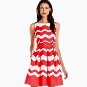 Just Taylor Chevron Print Coral & White Fit & Flare A-Line Dress Size 6